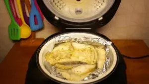 Сколько готовить рыбу на пару в кастрюле