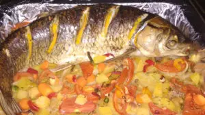 Как вкусно приготовить в духовке рыбу белый амур